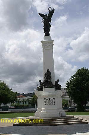 memorial park cenotaph compressed.jpg (58053 bytes)